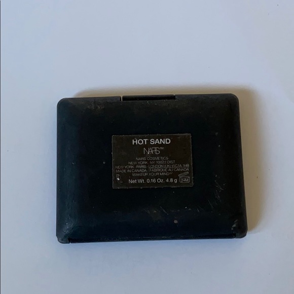 NARS Highlighter - Hot Sand ❤️🥰 - Picture 3 of 3